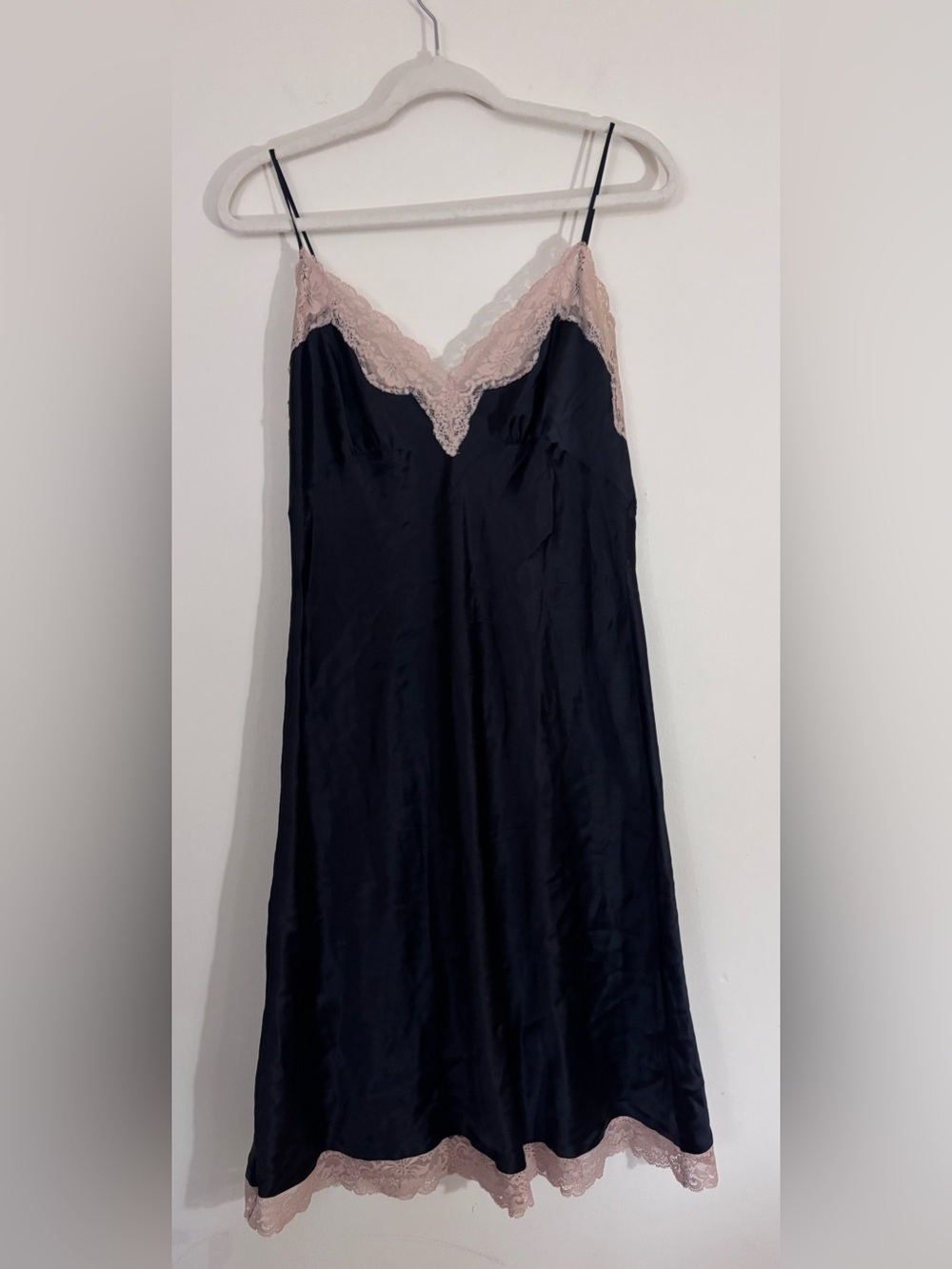Vintage 2003 Victoria’s Secret 100% Silk Lace Slip Dress Y2K M Nightgown Black